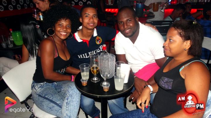 Foto 29 de Ampm Bar - 3er FDS Marzo 2015 en Am / PM Bar - Cali, Cali