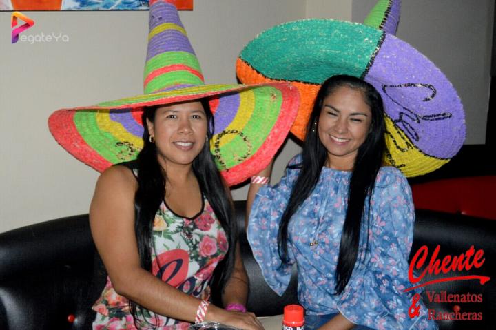 Foto 2 de CHENTE - 2DO FDS Oct 2016 en CHENTE Vallenatos y Rancheras, Cali