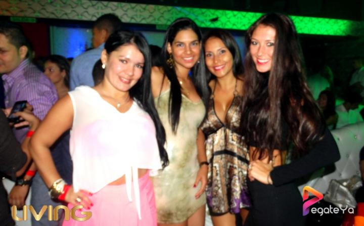 Foto 35 de Living - Abril 25 del 2015 en Living Night Club, Cali