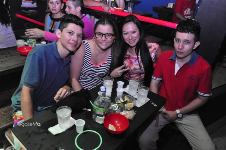 Foto 22 de El Manicomio sábado 02 de mayo 2015 en Discoteca El Manicomio Bucaramanga, Bucaramanga