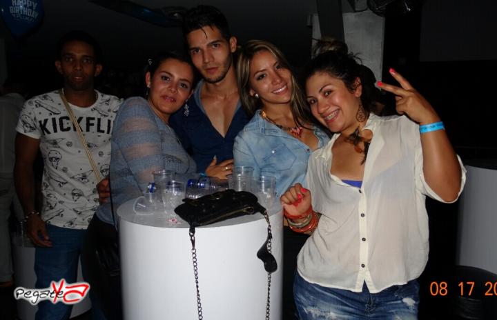 Foto 14 de Luxury - Agosto 17 en Discoteca Luxury Medellin, Medellín
