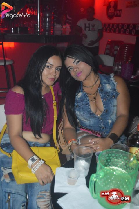 Foto 20 de Ampm Bar - 1er Fds Abril 2016 en Am / PM Bar - Cali, Cali