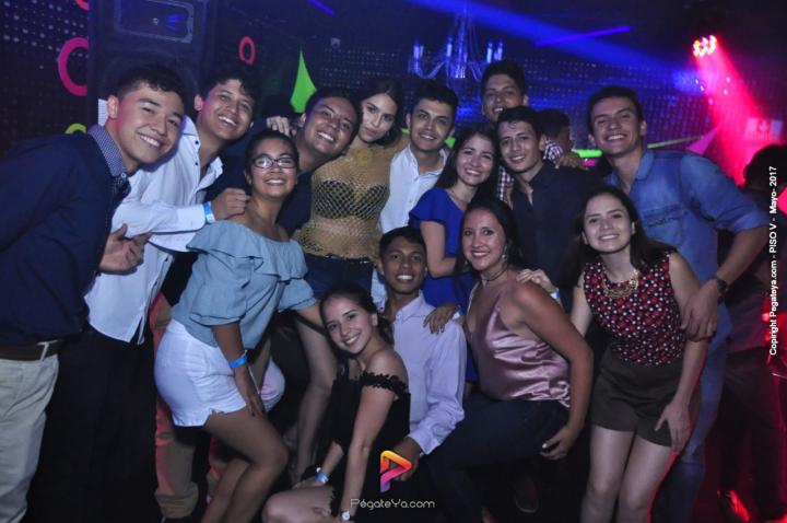 Foto 23 de PISO V - 27 de mayo de 2017 en Bar Piso V Bucaramanga, Bucaramanga