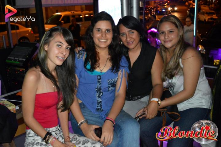 Foto 34 de Blondie - 2do FDS Dic. 2015 en Blondie Bar Cali, Cali
