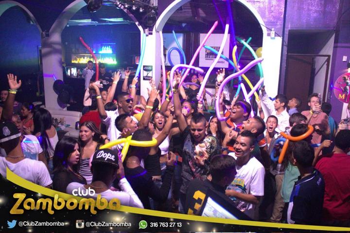 Foto 34 de ZAMBOMBA - julio 5 en Club Zambomba, Cali