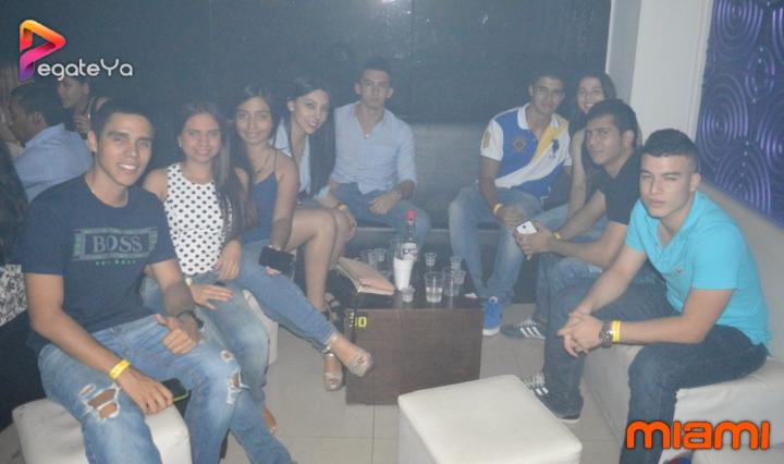Foto 14 de Miami Bar - Amor y Amistad 2015 en Miami Bar Cali, Cali