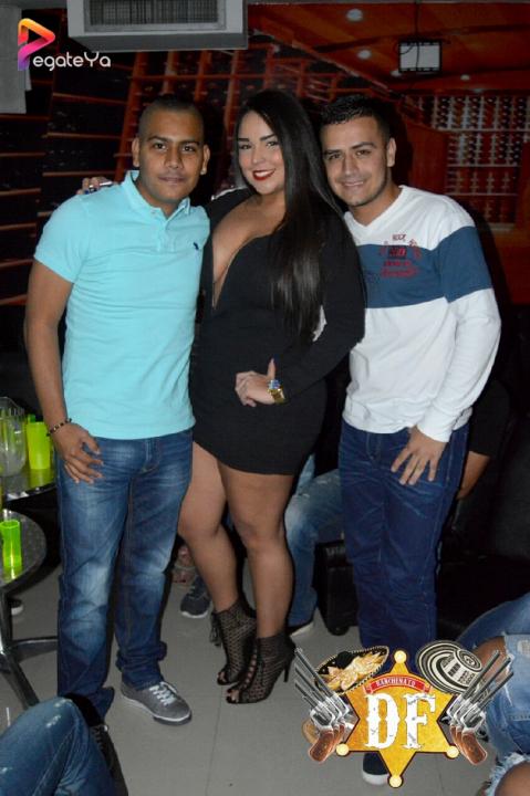 Foto 14 de DF DISCO CLUB - 2Do fds Oct 2016 en El DF Club Discoteca
