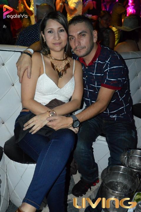 Foto 75 de Living - 1er & 2do Fds Octubre 2016 en Living Night Club, Cali
