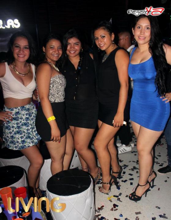 Foto 26 de Living Night Club - Oct 4 en Living Night Club, Cali