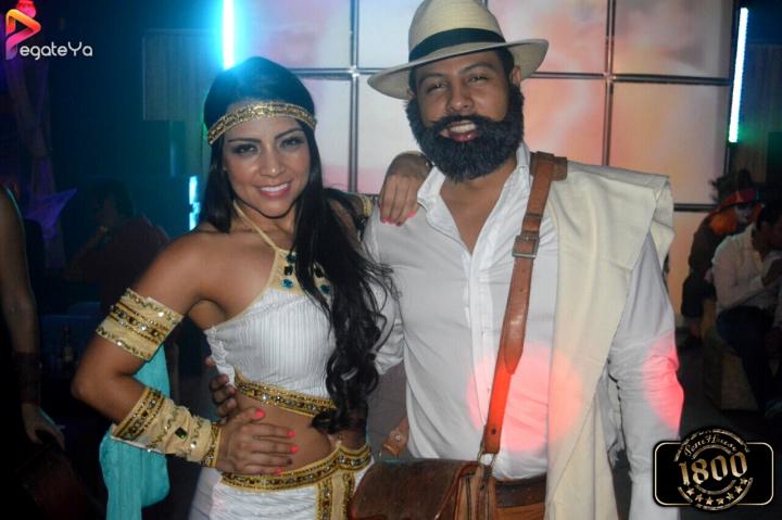 Foto 21 de 1800 Halloween 2015 - en Penthouse 1800, Cali