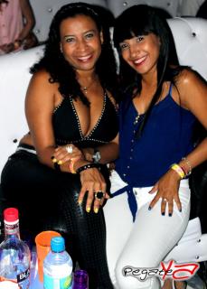 Foto 32 de Junio 08 del 2013 en Living Night Club, Cali