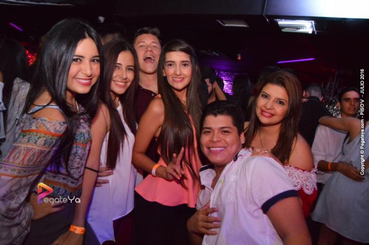 Foto 32 de PISO V - Viernes 15 de julio 2016 en Bar Piso V Bucaramanga, Bucaramanga