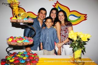 Foto 38 de Domingo 19 de Agosto 2012 en Discoteca Macondo Club Bucaramanga, Bucaramanga