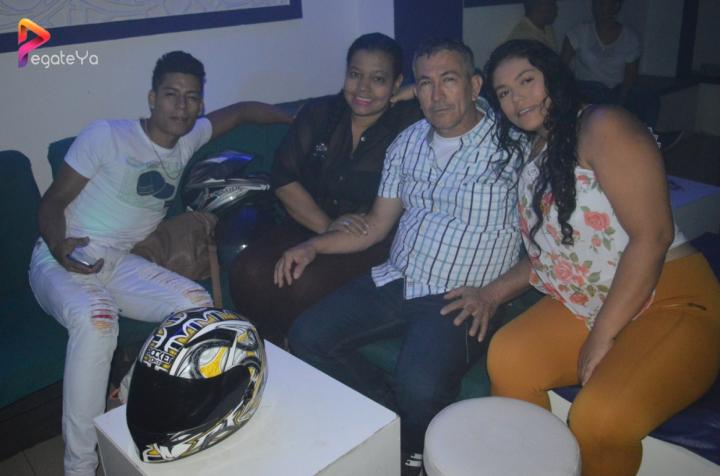 Foto 8 de Ahma Bar - 4to FDS Junio 2015 en Ahma Cali, Cali