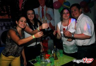 Foto 60 de Octubre 12 del 2013 en Beautiful 80`s Cali, Cali