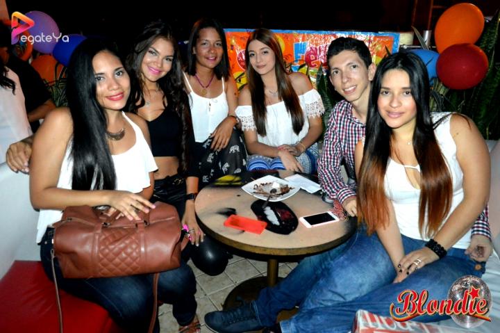 Foto 12 de Blondie - 4to FDS Febrero 2016 en Blondie Bar Cali, Cali
