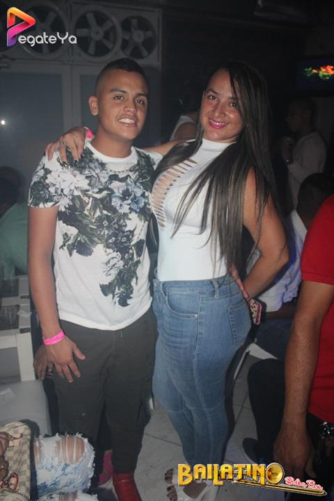 Foto 17 de Bailatino - 1er Fds Septiembre 2016 en Bailatino - Bar, Cali