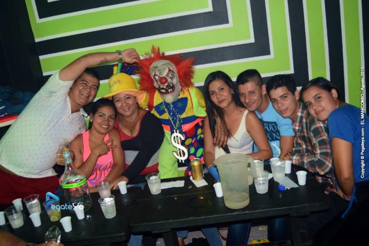 Foto 37 de El Manicomio sábado 22 de agosto 2015 en Discoteca El Manicomio Bucaramanga, Bucaramanga