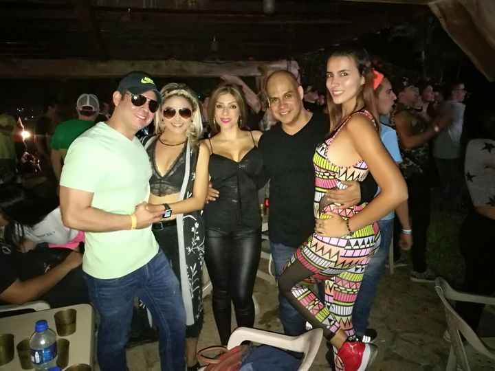 Foto 174 de The Roof Top Acuarela – 2018 en Fiestas Colombia, Medellín