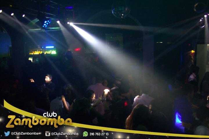 Foto 35 de ZAMBOMBA - julio 5 en Club Zambomba, Cali