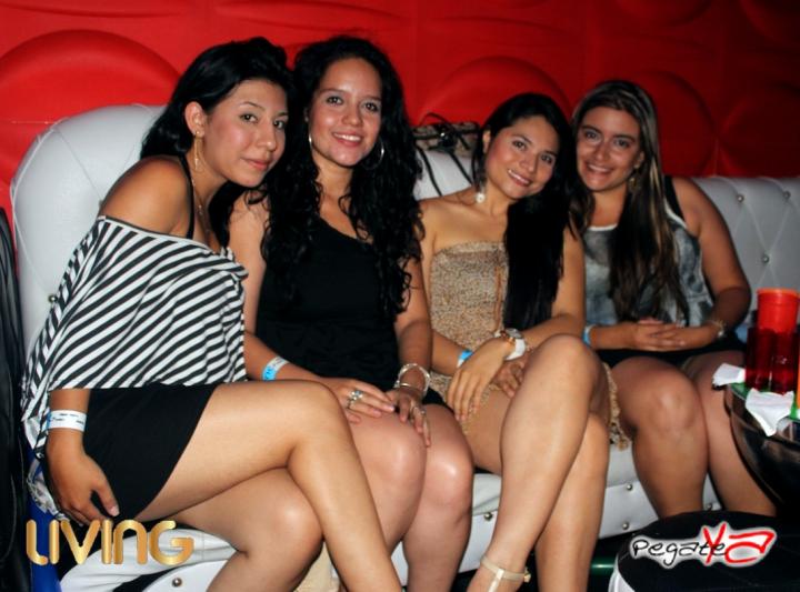Foto 7 de Living - Dic 6 del 2014 en Living Night Club, Cali