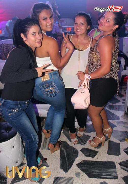 Foto 27 de Living Night Club - Oct 4 en Living Night Club, Cali