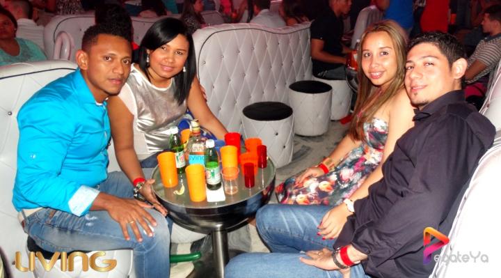 Foto 36 de Living - Abril 25 del 2015 en Living Night Club, Cali