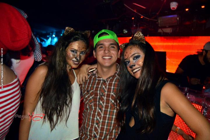 Foto 39 de Bling viernes 31 de octubre de 2014 en Bar Bling Bucaramanga, Bucaramanga
