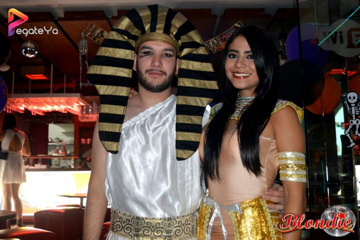 Foto 12 de Blondie - Halloween 2015 en Blondie Bar Cali, Cali