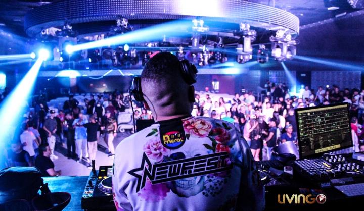 Foto 23 de Living - 3er Fds Abril 2017 en Living Night Club, Cali