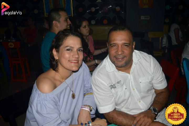 Foto 53 de Mi Dios se lo Pague - 5to Fds Abril 17 en Fonda Mi Dios Se Lo Pague, Cali