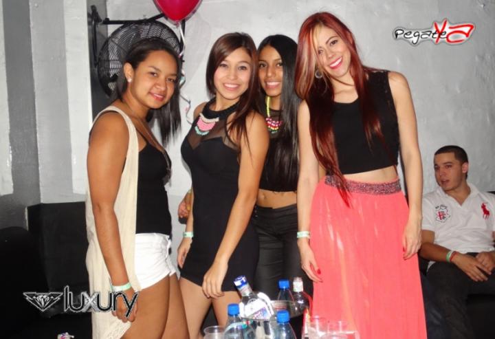 Foto 7 de Luxury - Nov 15 y 22 del 2014 en Discoteca Luxury Medellin, Medellín