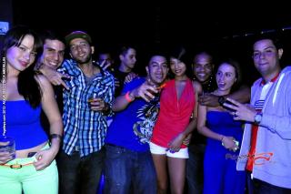 Foto 30 de AQUA DISCOTECA jueves 30 agosto 2012 en Discoteca Aqua Medellin, Medellín
