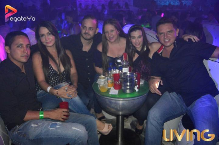 Foto 87 de Living - 3er & 4To Fds Octubre 2016 en Living Night Club, Cali