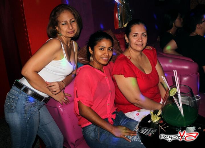 Foto 12 de Kabaret - Julio 26 en Kabaret - Granada, Cali