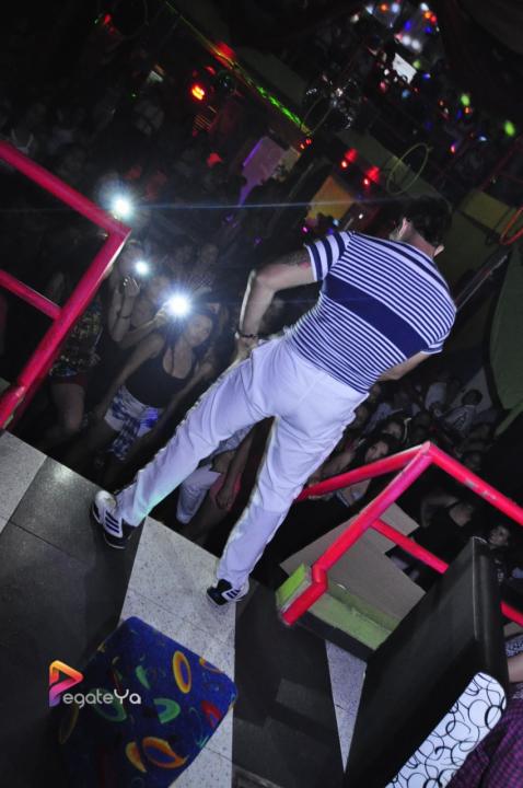 Foto 26 de El Manicomio sábado 25 de abril 2015 en Discoteca El Manicomio Bucaramanga, Bucaramanga