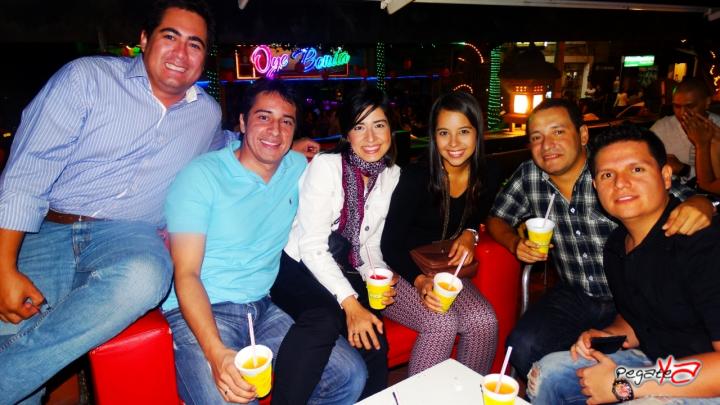 Foto 21 de Tropical Cocktails - 3er FDS Oct en Tropical Cocktails Medellin, Medellín
