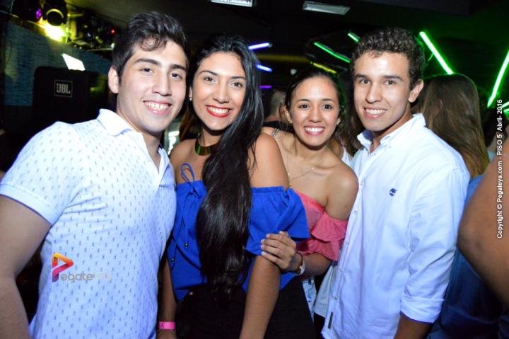 Foto 49 de PISO V - Sabado 2 de abril 2016 en Bar Piso V Bucaramanga, Bucaramanga
