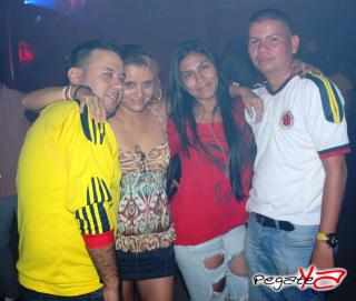 Foto 27 de Junio 08 del 2013 en Am / PM Bar - Cali, Cali