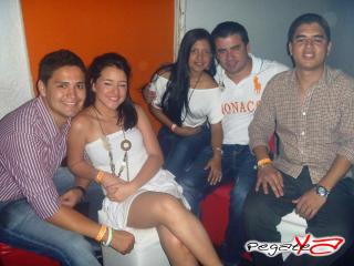 Foto 38 de Babel / Barra Libre : Julio 14 del 2012 en Babel / Barra Libre Cali, Cali