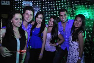 Foto 51 de Bar BLING 12 de abril de 2014 en Bar Bling Bucaramanga, Bucaramanga