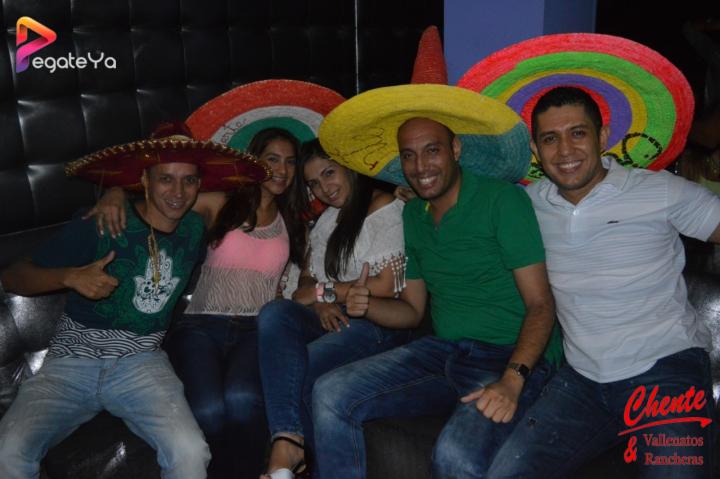 Foto 14 de Chente - 3er FDS Febrero 2016 en CHENTE Vallenatos y Rancheras, Cali