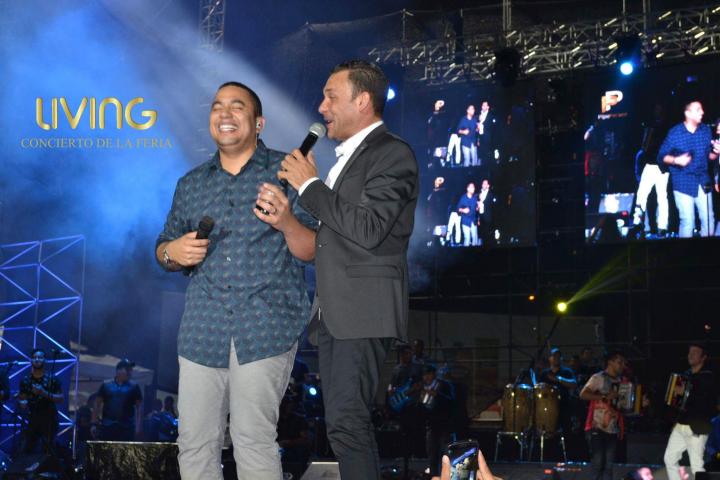 Foto 5 de Living Conciertos Feria De Cali 2016 en Living Night Club, Cali