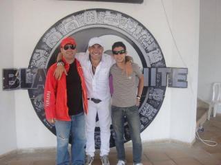 Foto 59 de BLACK AND WHITE Colombia en BLACK AND WHITE Colombia