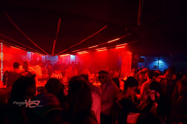 Foto 40 de Bling viernes 31 de octubre de 2014 en Bar Bling Bucaramanga, Bucaramanga