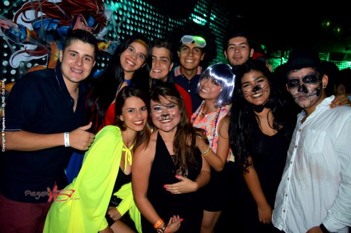 Foto 125 de Bling viernes 31 de octubre de 2014 en Bar Bling Bucaramanga, Bucaramanga