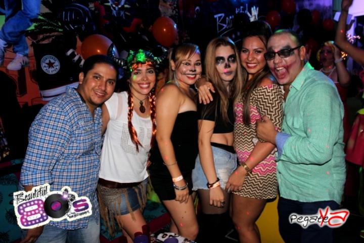 Foto 62 de Beautiful 80`s - Halloween 2014 en Beautiful 80`s Cali, Cali