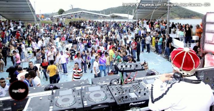 Foto 95 de TOMORROWLAKE Lago Calima en Fiestas Colombia, Medellín