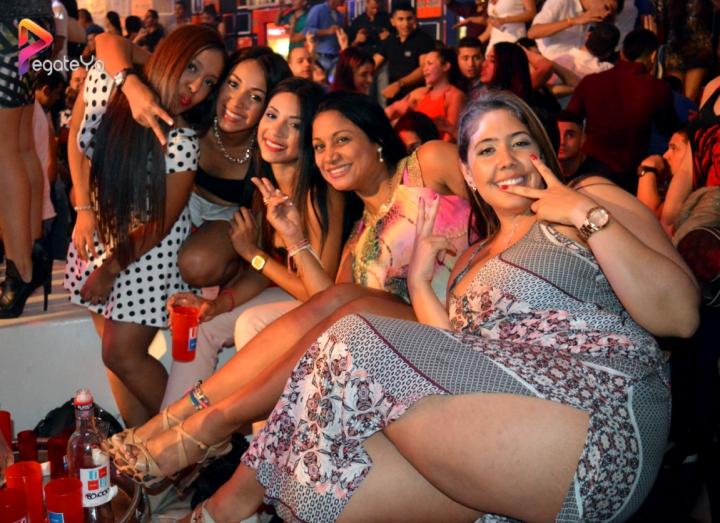 Foto 122 de Lolas - Aniversario Junio 2015 en Lolas Club Menga Cali, Cali