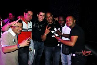 Foto 14 de AQUA DISCOTECA jueves 30 agosto 2012 en Discoteca Aqua Medellin, Medellín